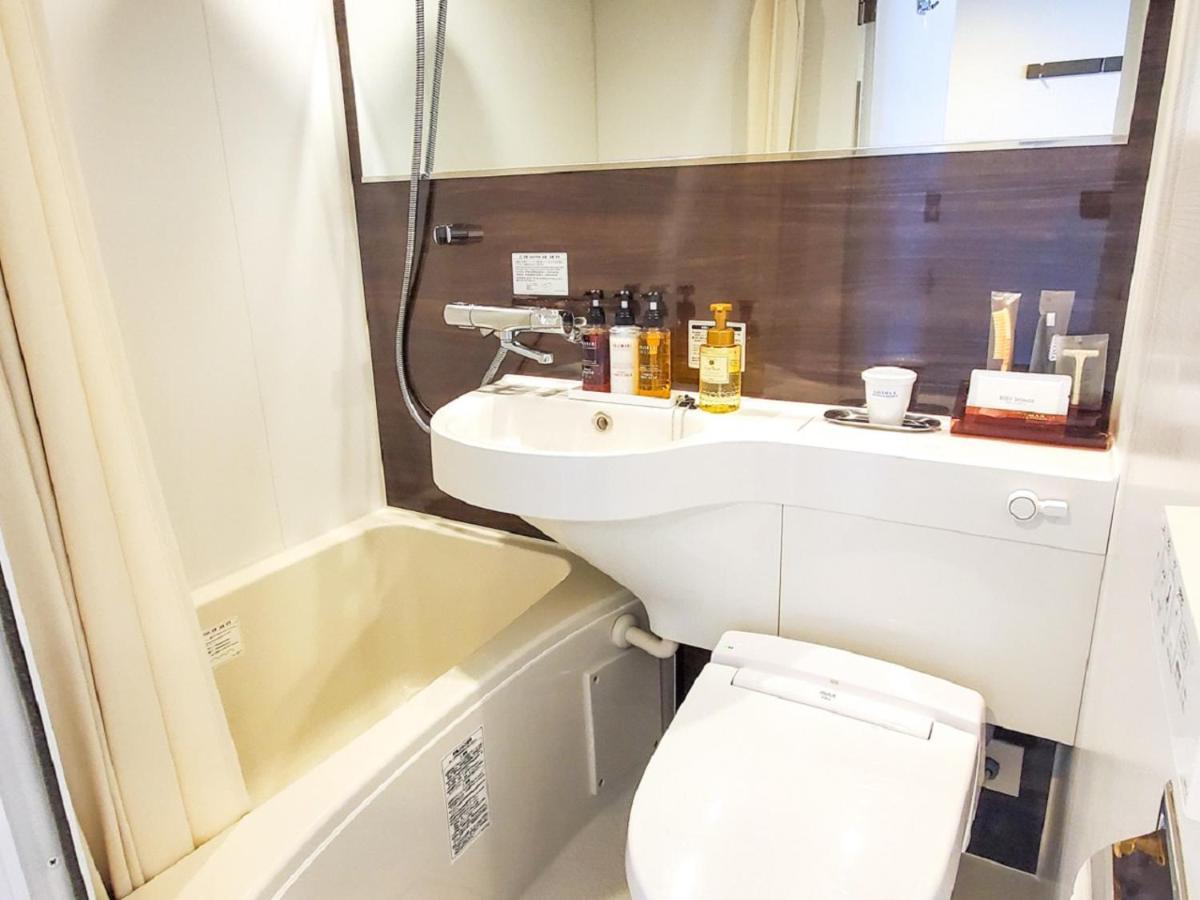 Hotel Livemax Yokohama Stadium Mae Zewnętrze zdjęcie