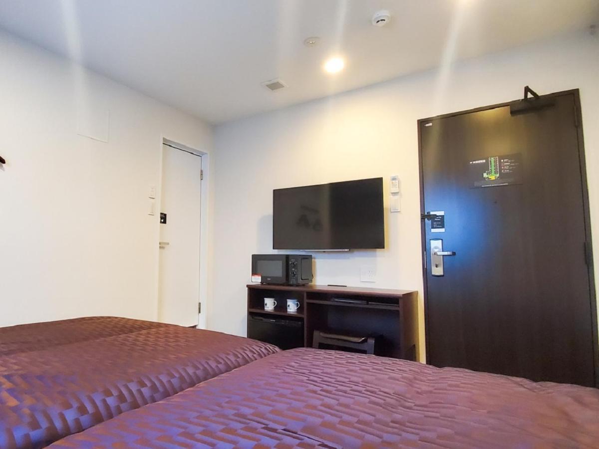 Hotel Livemax Yokohama Stadium Mae Zewnętrze zdjęcie